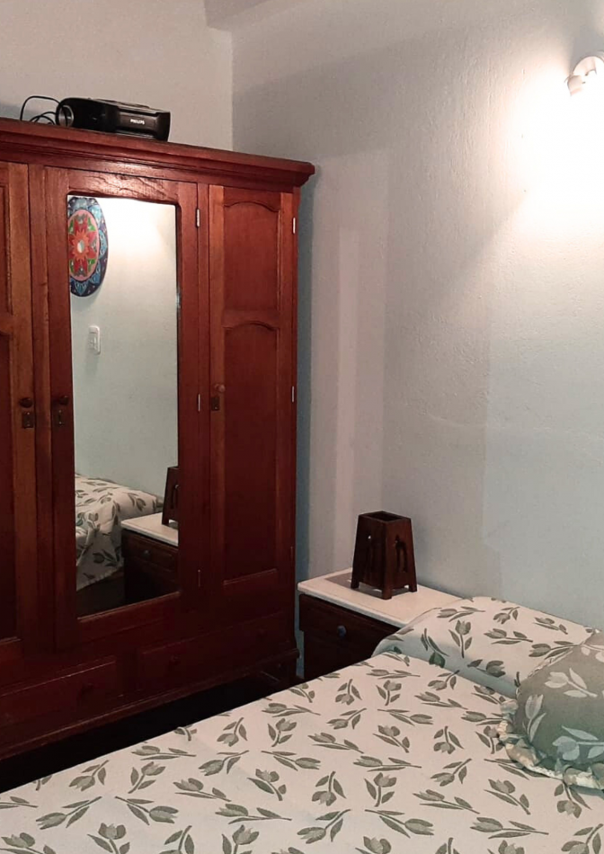 ALQUILER TEMPORAL EN VILLA GESELL CERCA DEL CENTRO PARA 9 PERSONAS