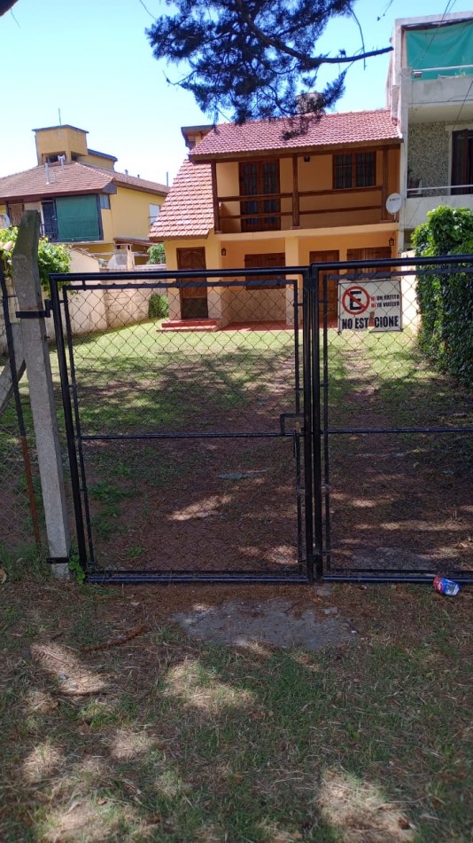 ALQUILER TEMPORAL EN VILLA GESELL CERCA DEL CENTRO PARA 9 PERSONAS