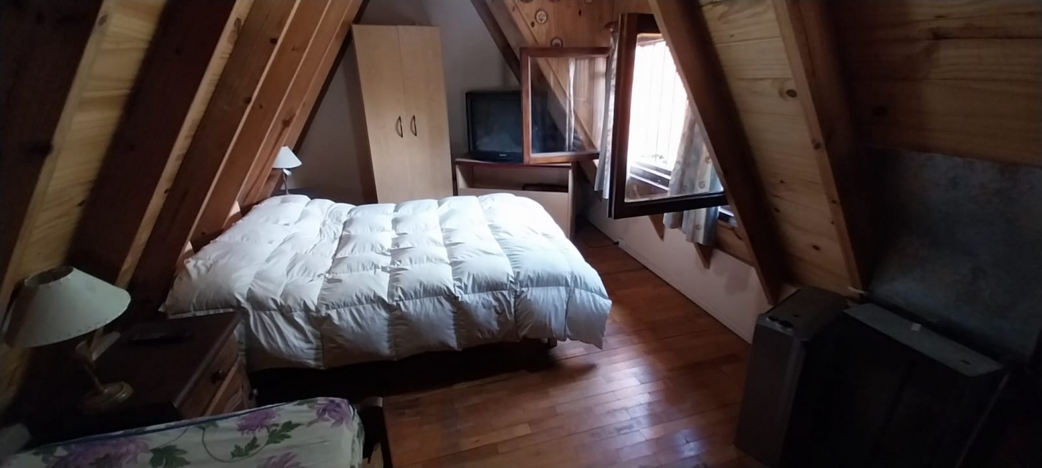  El Barba  - Venta en Block en 104 y Av. 7  Casa + 2 Duplex  Oportunidad de Inversion con Excelente Rentabilidad