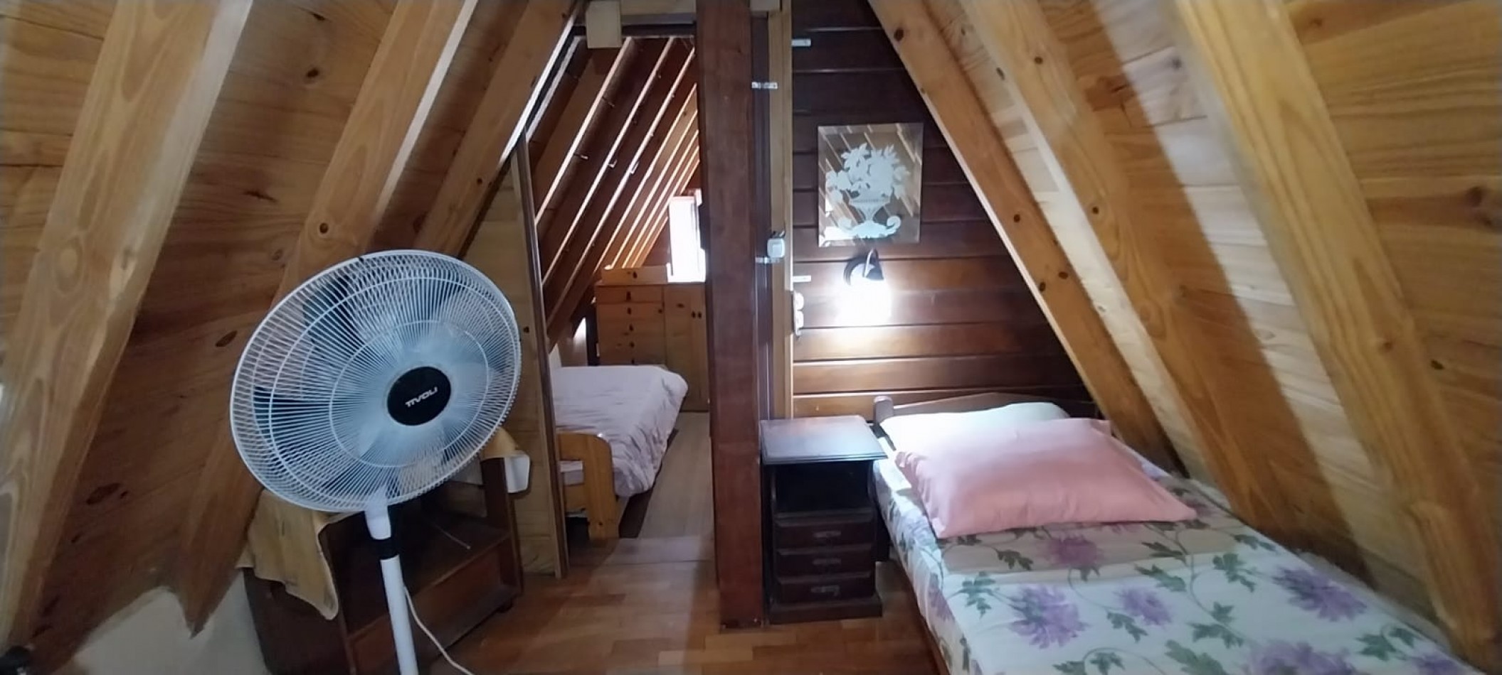  El Barba  - Venta en Block en 104 y Av. 7  Casa + 2 Duplex  Oportunidad de Inversion con Excelente Rentabilidad