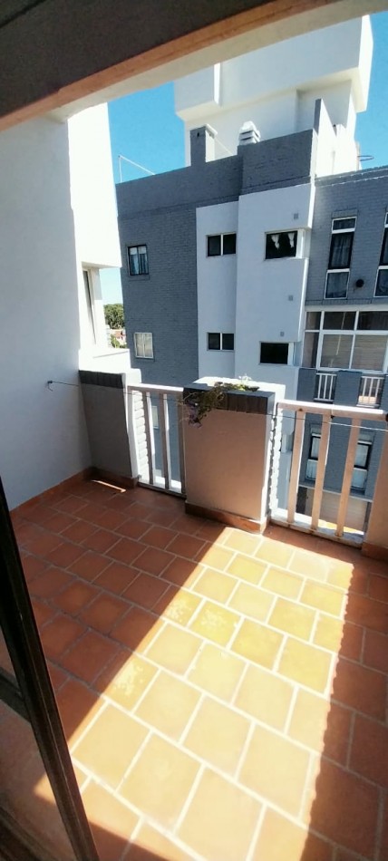 HERMOSO DEPARTAMENTO 2 AMBIENTES EN VENTA ZONA SUR DE VILLA GESELL