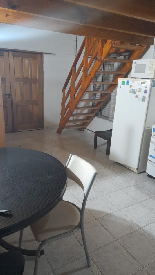 ALQUILER ANUAL- CASA DE 3 AMBIENTES MAS DEPARTAMENTO DE 1AMBIENTE EN ZONA SUR DE VILLA GESELL