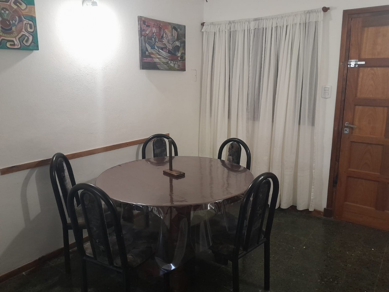 ALQUILER TEMPORAL EN VILLA GESELL CERCA DEL CENTRO PARA 9 PERSONAS