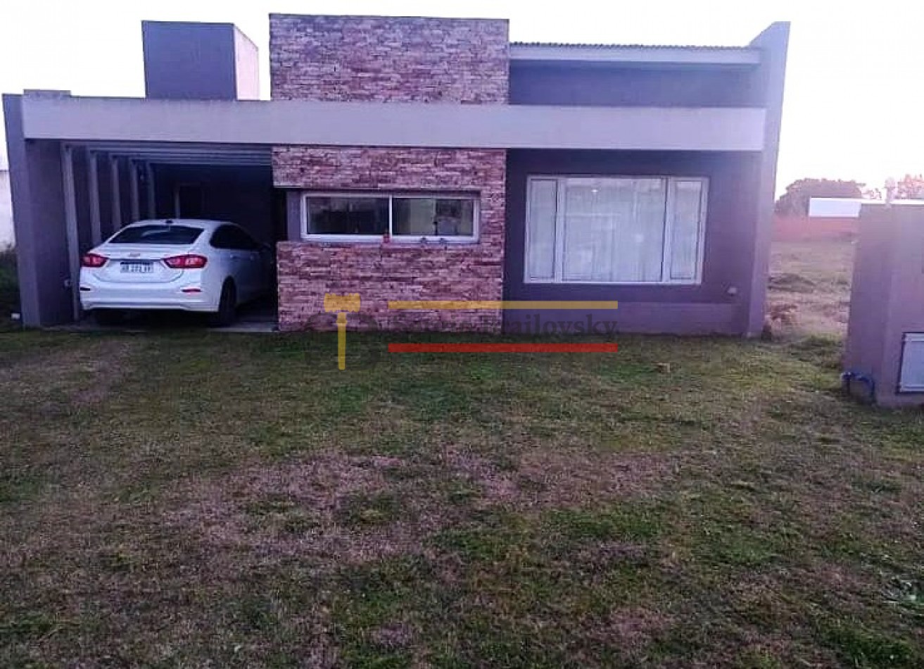 EN VENTA HERMOSA CASA DE 3 AMBIENTES EN GENERAL MADARIAGA