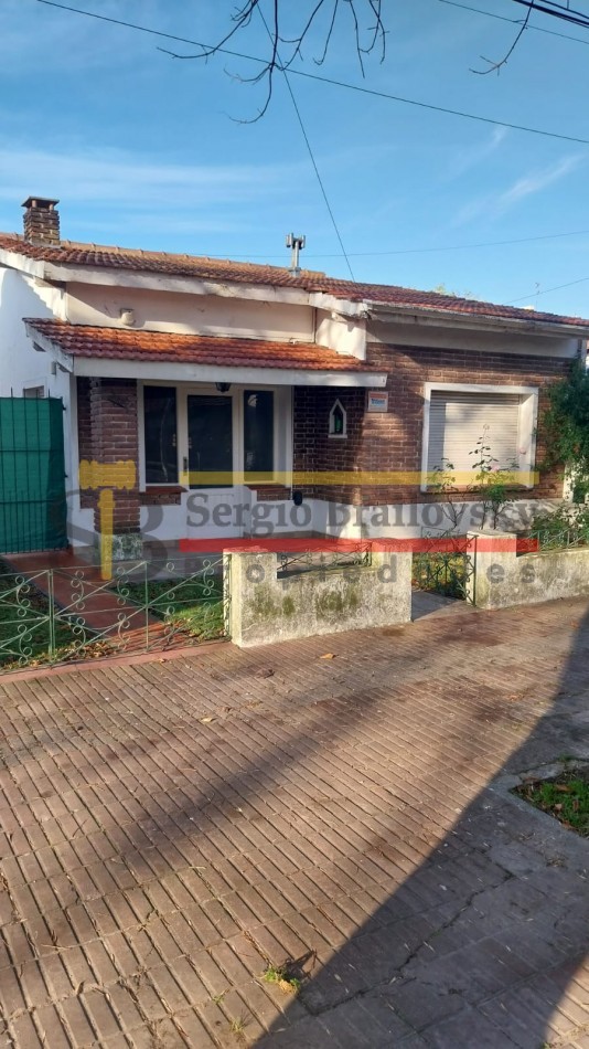 HERMOSA CASA 3 AMBIENTES A LA VENTA EN MADARIAGA