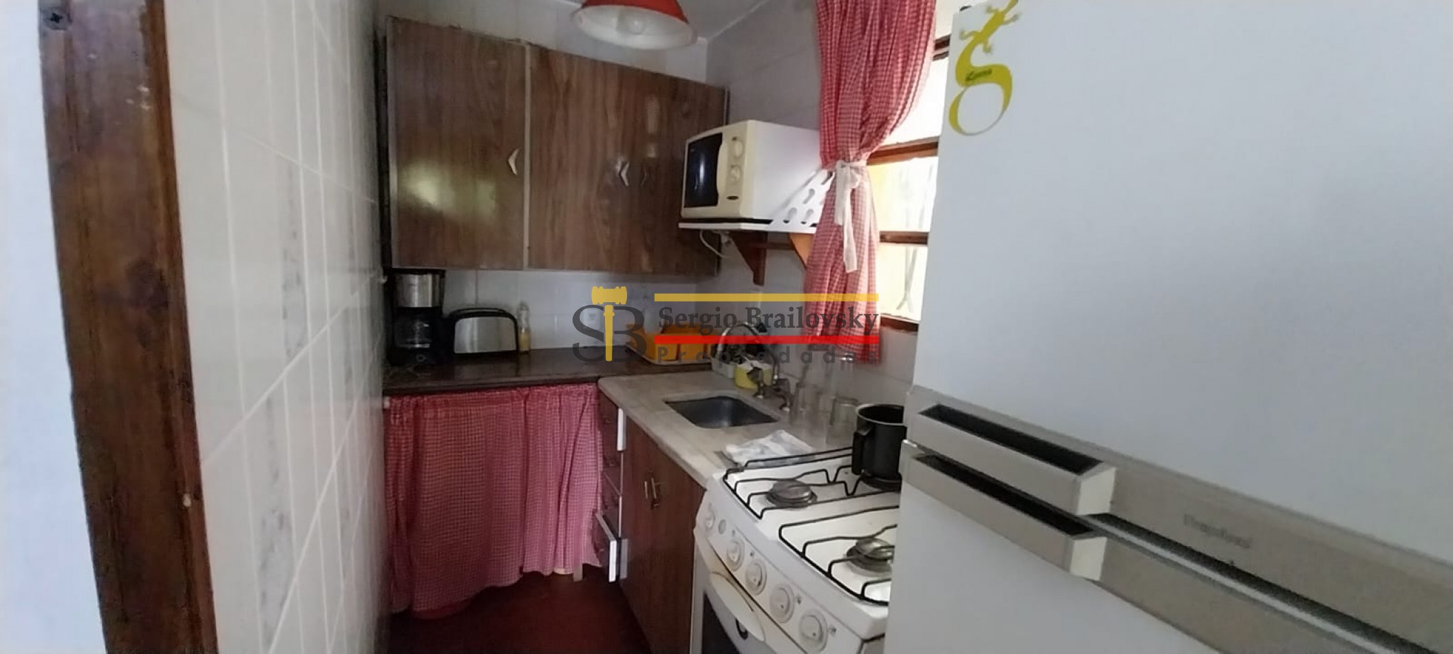  El Barba - Venta en Block en 104 y Av. 7 Casa + 2 Duplex Oportunidad de Inversion con Excelente Rentabilidad