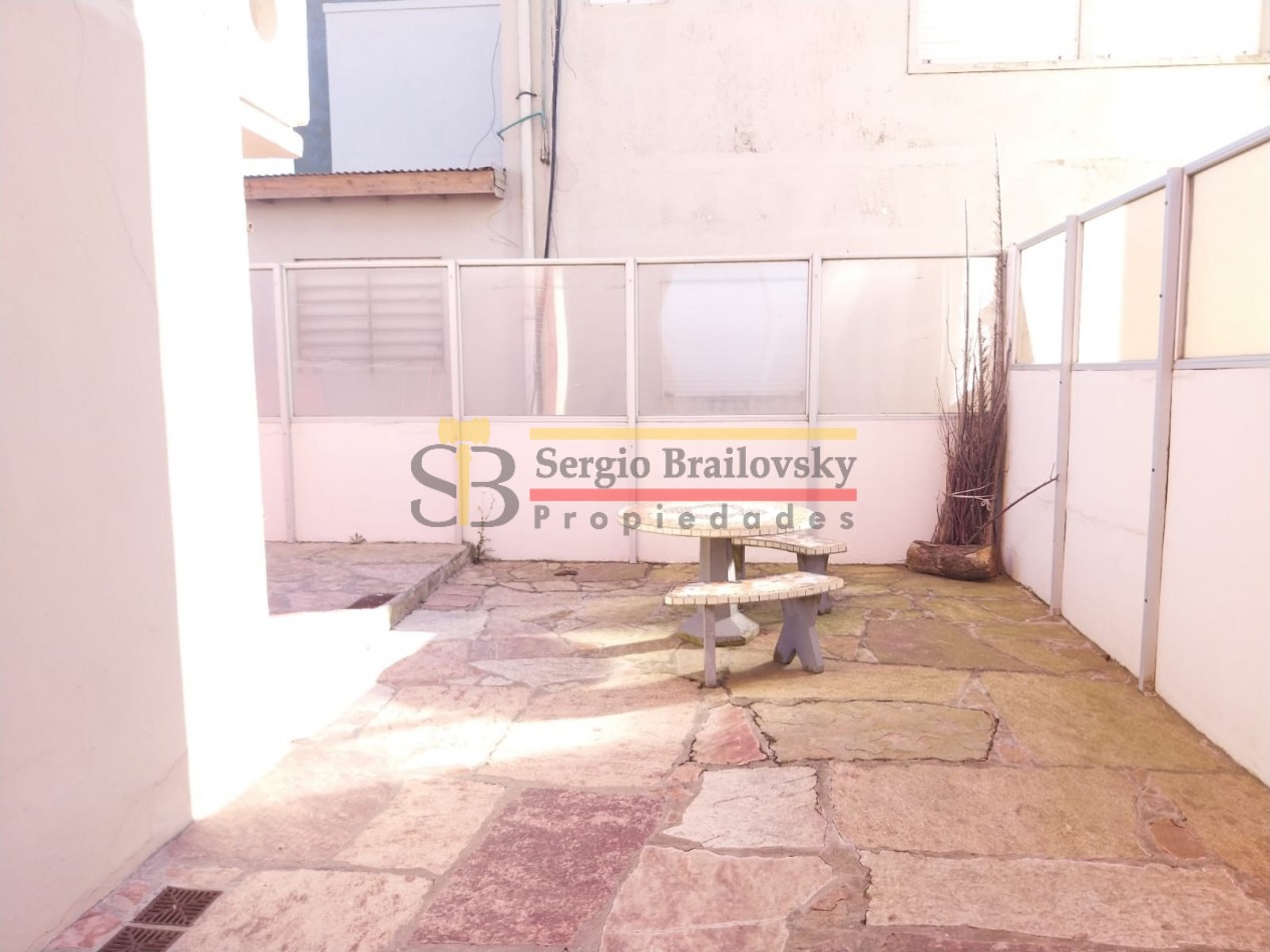 SE VENDE DEPARTAMENTO 2 AMBIENTES FRENTE AL MAR CON GAS NATURAL EN GESELL