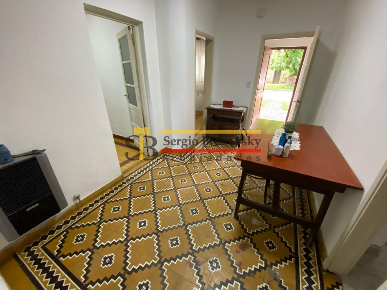 EN VENTA LOCAL CON VIVIENDA IMPORTANTE ESQUINA EN GENERAL MADARIAGA