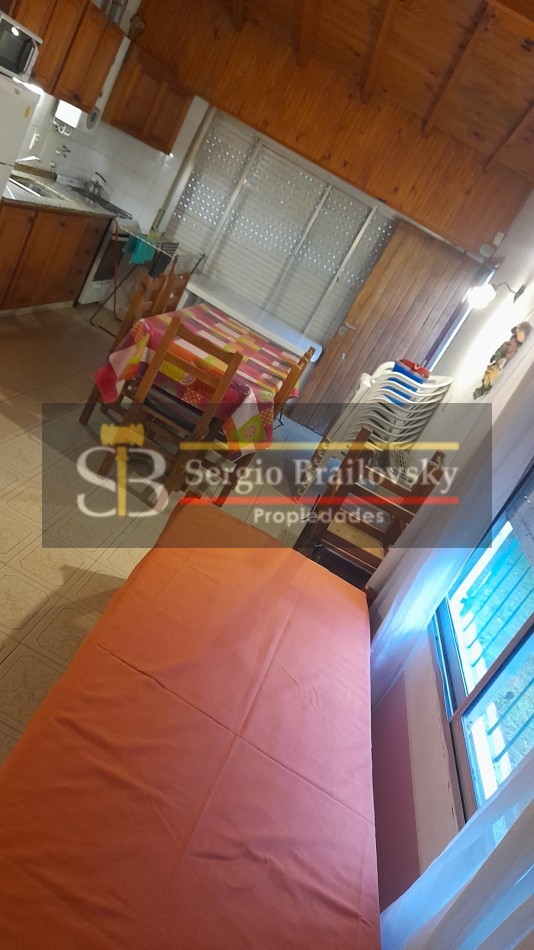 ALQUILER ANUAL- CASA DE 3 AMBIENTES ZONA SUR DE VILLA GESELL