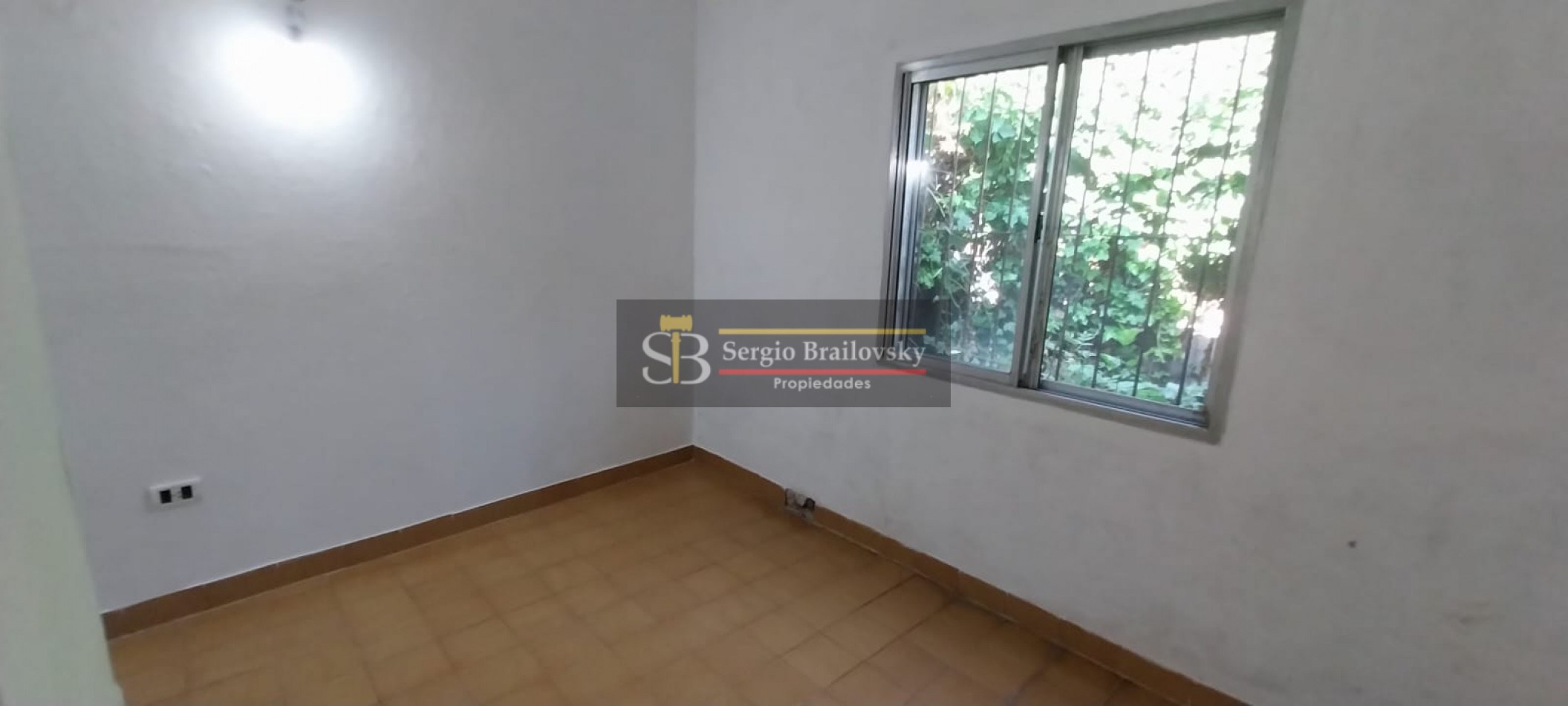 Casa en venta 5 ambientes con gas natural - Gral. Juan Madariaga