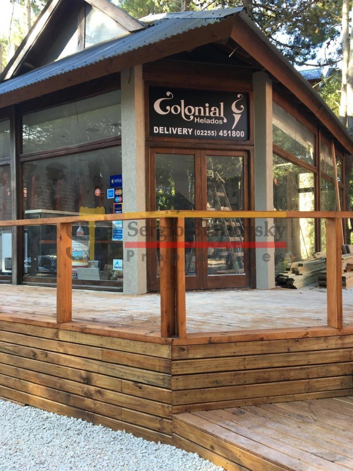 SE VENDE FONDO DE COMERCIO - Heladeria El Colonial en Mar de las Pampas