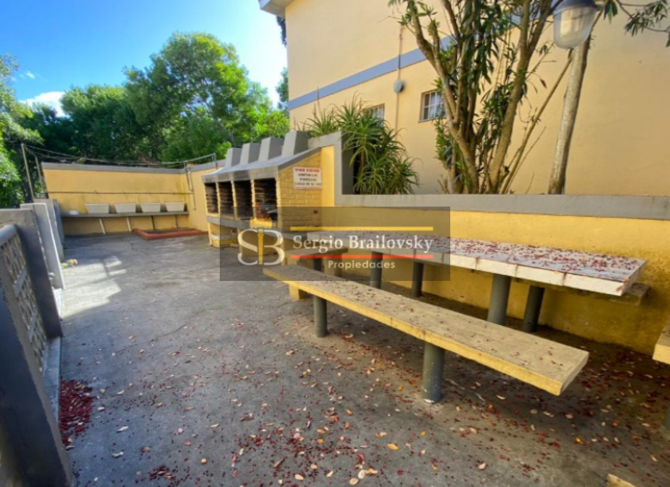 SE VENDE DEPARTAMENTO 2 AMBIENTES  EN VILLA GESELL