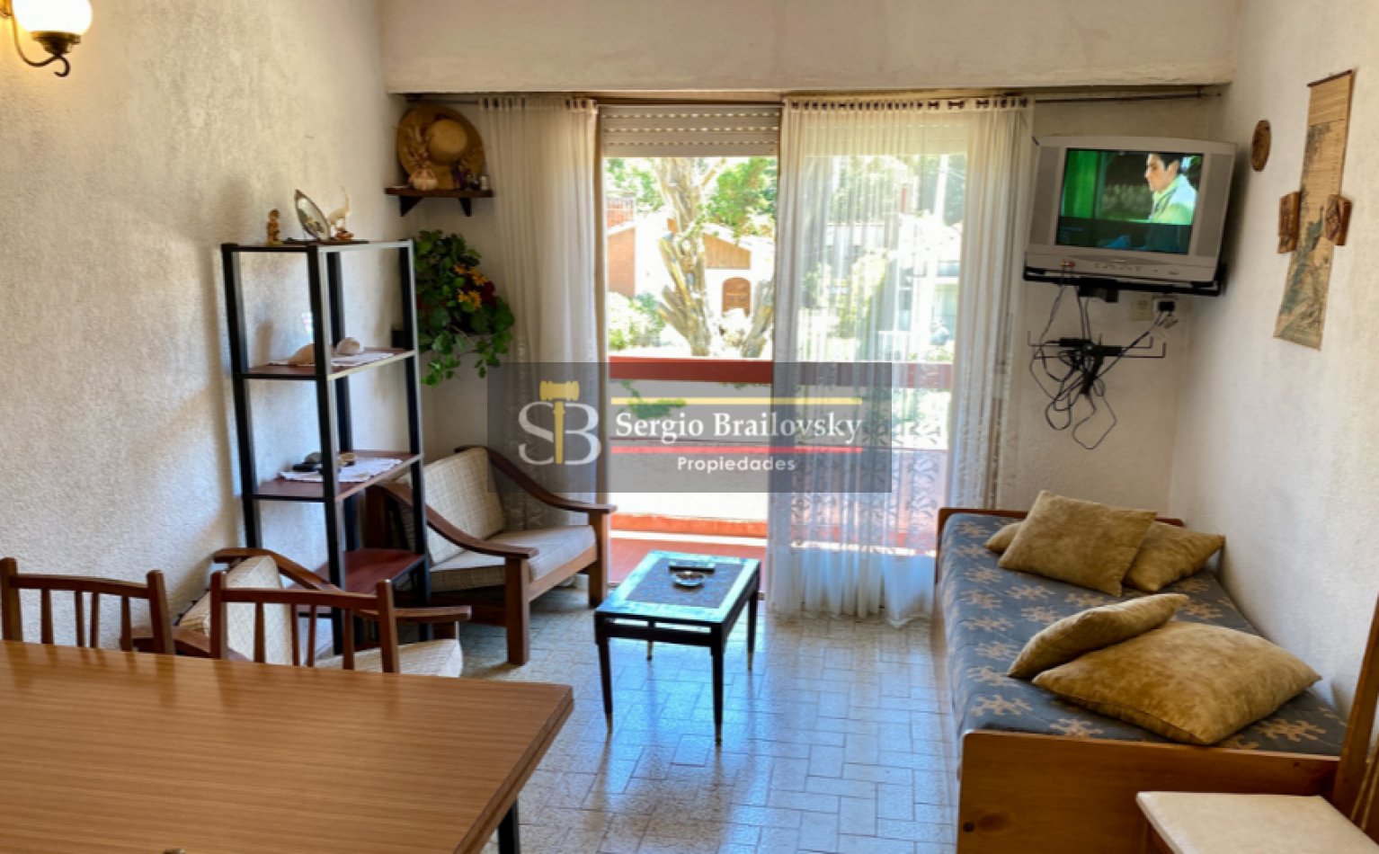 SE VENDE DEPARTAMENTO 3 AMBIENTES EN VILLA GESELL ZONA SUR