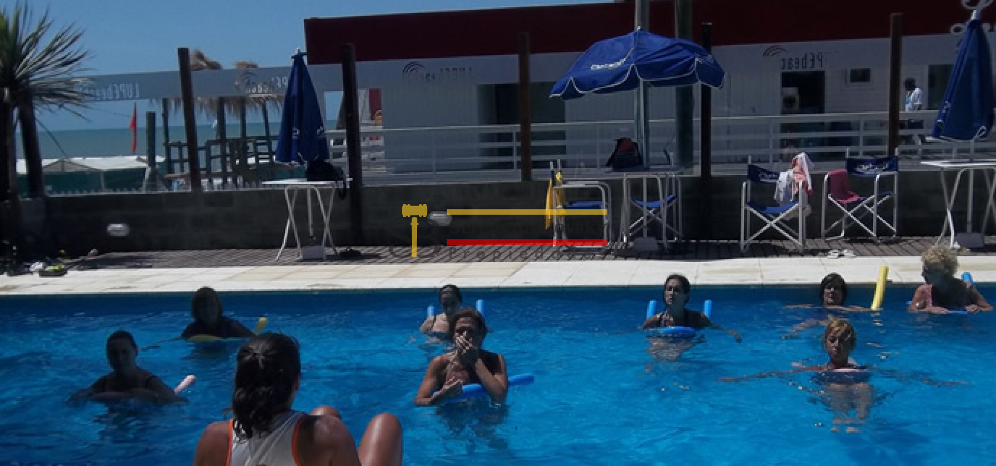 VENTA  DE FONDO DE COMERCIO BALNEARIO MAS DEPARTAMENTO EN VILLA GESELL