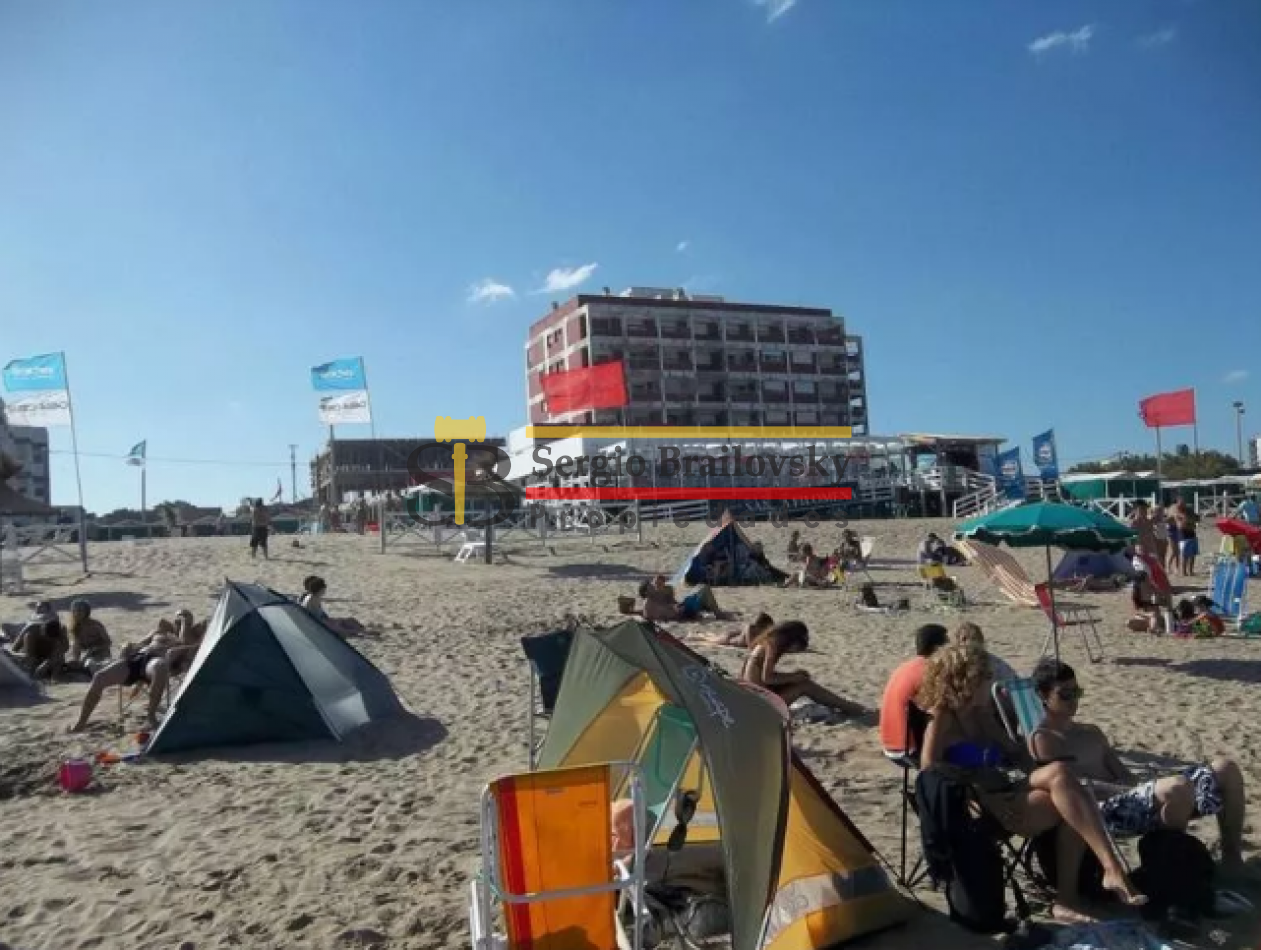 VENTA  DE FONDO DE COMERCIO BALNEARIO MAS DEPARTAMENTO EN VILLA GESELL