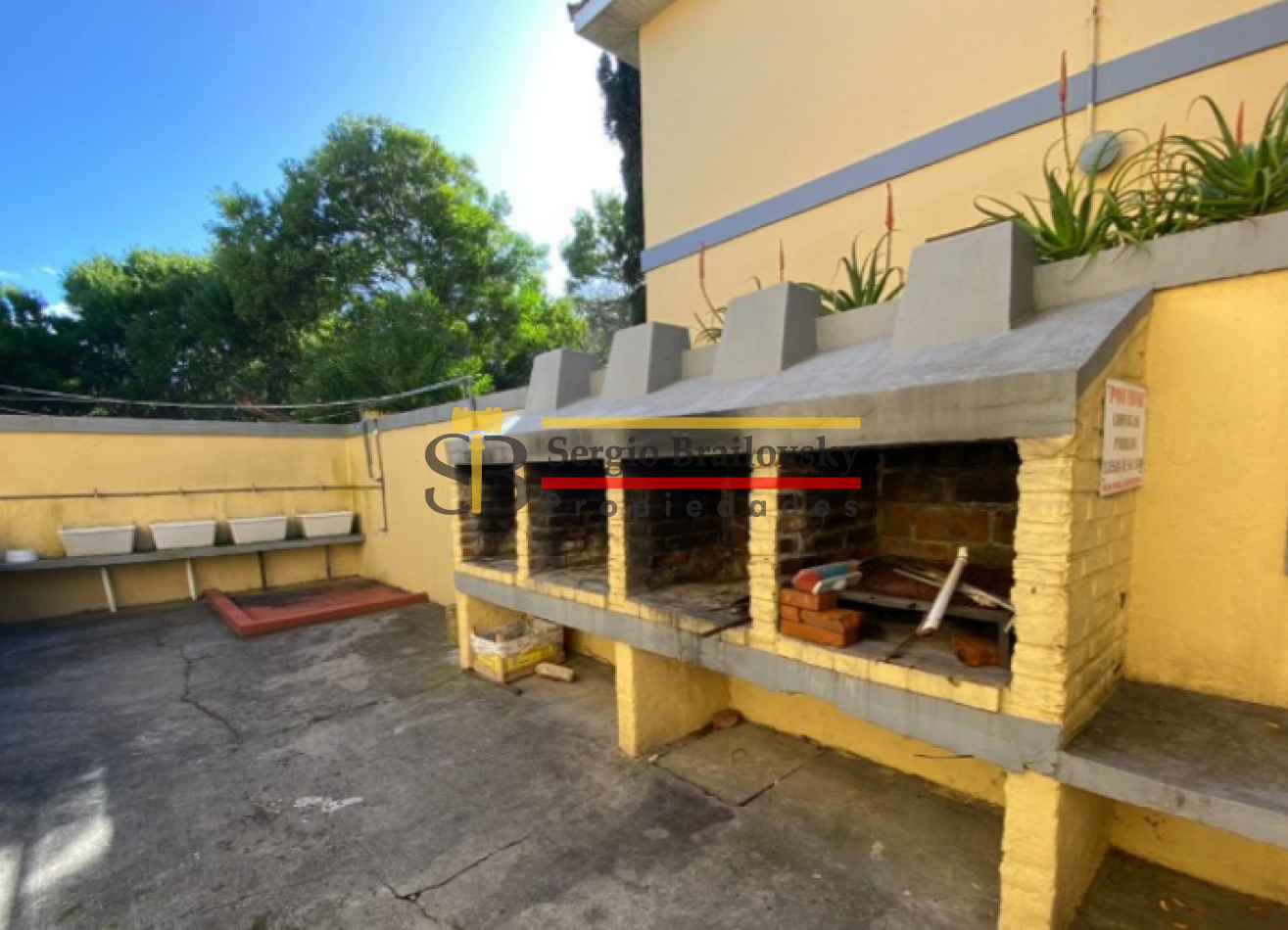 SE VENDE DEPARTAMENTO 2 AMBIENTES  EN VILLA GESELL