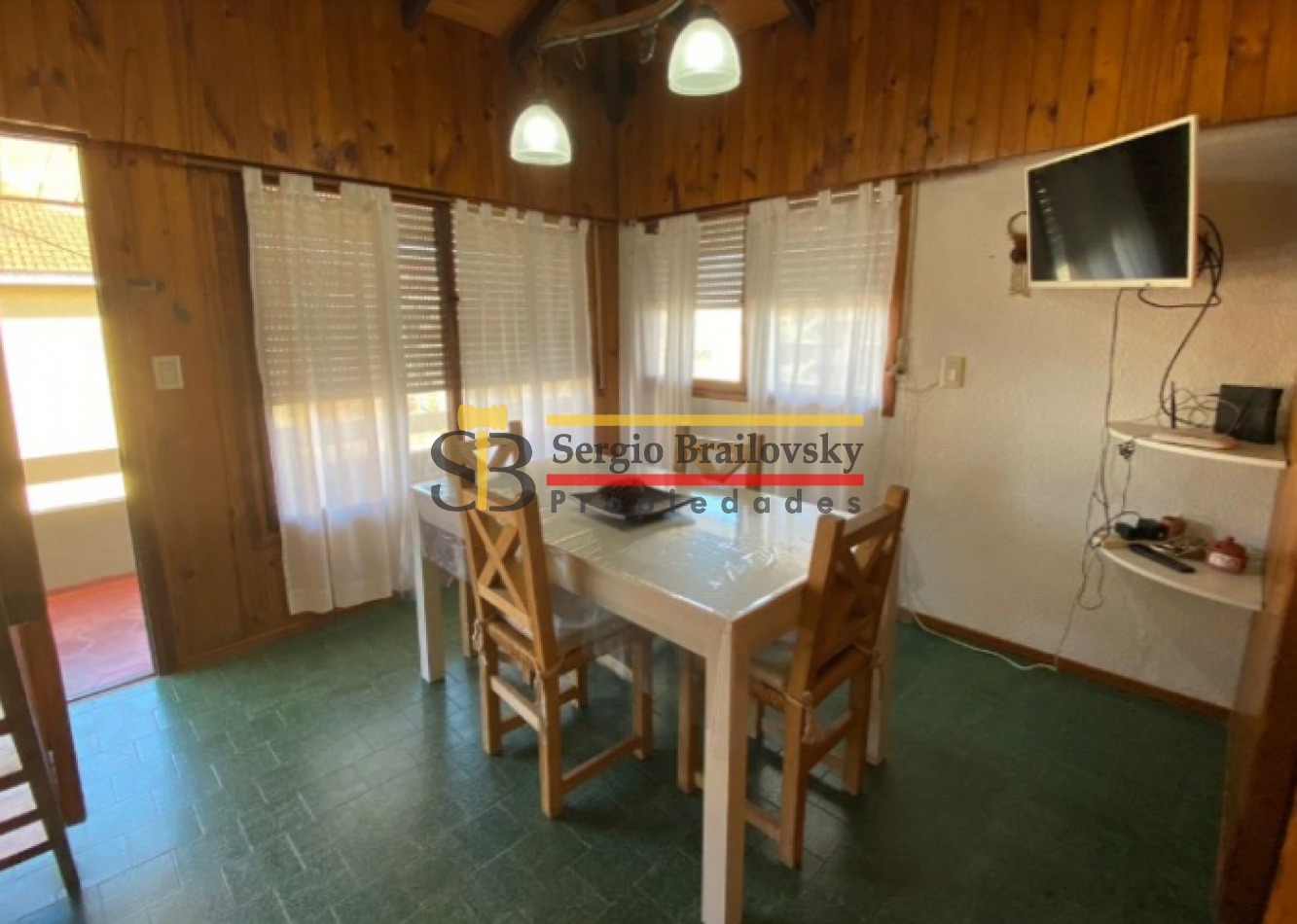 SE VENDE DEPARTAMENTO 2 AMBIENTES  EN VILLA GESELL