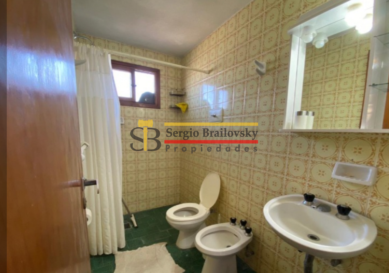 SE VENDE DEPARTAMENTO 2 AMBIENTES  EN VILLA GESELL