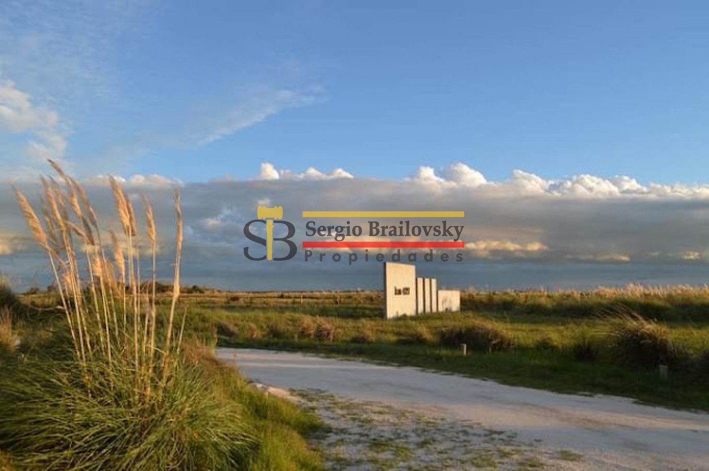 SE VENDE LOTE EN EL SALVAJE
