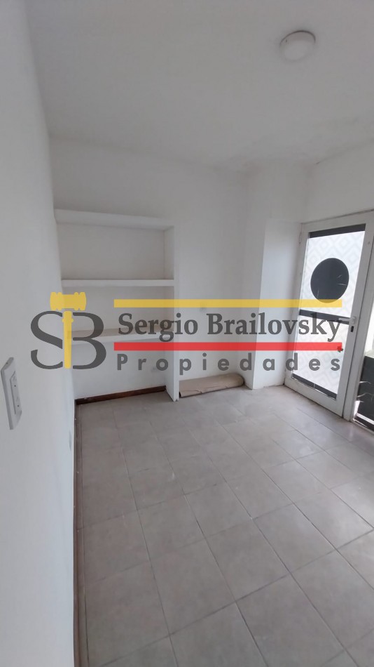 SE VENDE  LOCAL COMERCIAL EN OSTENDE 