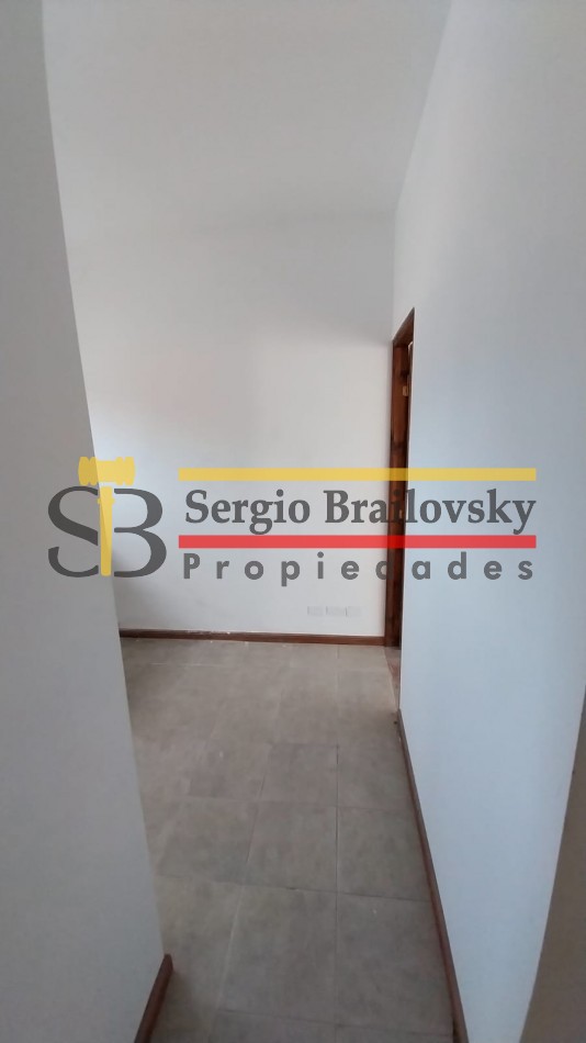 SE VENDE  LOCAL COMERCIAL EN OSTENDE 