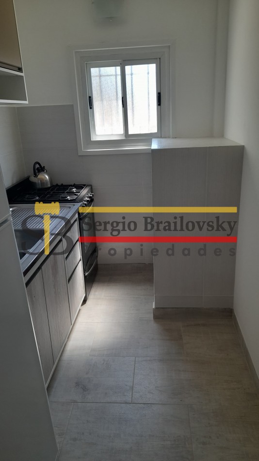 ALQUILER TEMPORAL DEPARTAMENTO 2 AMB. U.F 9 PARA 5 PERSONAS- VILLA GESELL PLENO CENTRO
