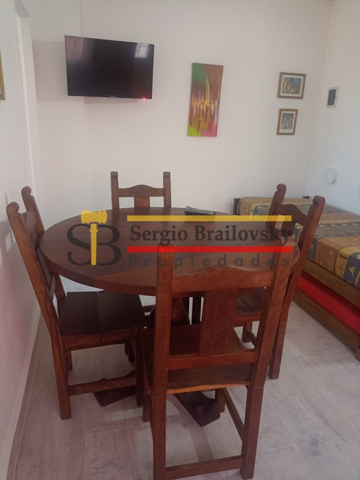 ALQUILER TEMPORAL DEPARTAMENTO 2 AMB. U.F 9 PARA 5 PERSONAS- VILLA GESELL PLENO CENTRO