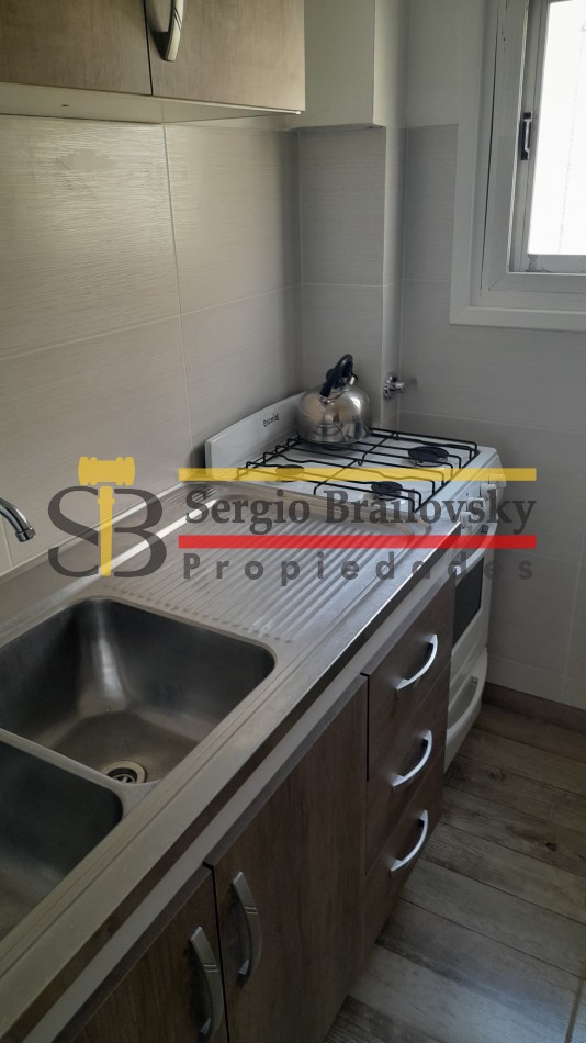 ALQUILER TEMPORAL MONOAMBIENTE U.F. 11 PARA 4 PERSONAS - VILLA GESELL PLENO CENTRO 