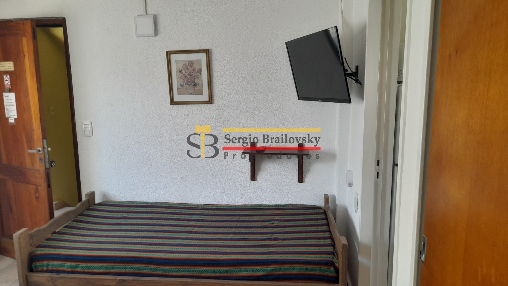 ALQUILER TEMPORAL MONOAMBIENTE U.F. 11 PARA 4 PERSONAS - VILLA GESELL PLENO CENTRO 