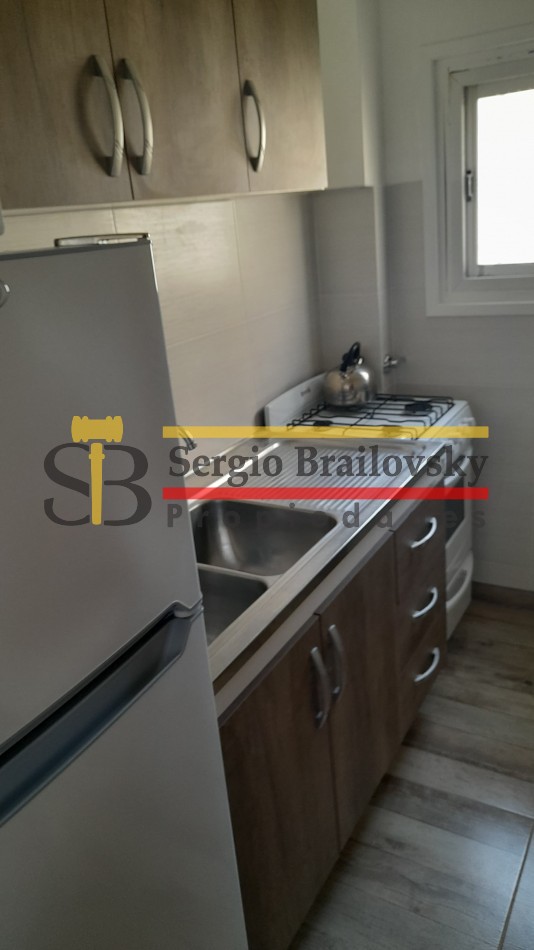 ALQUILER TEMPORAL MONOAMBIENTE U.F. 11 PARA 4 PERSONAS - VILLA GESELL PLENO CENTRO 
