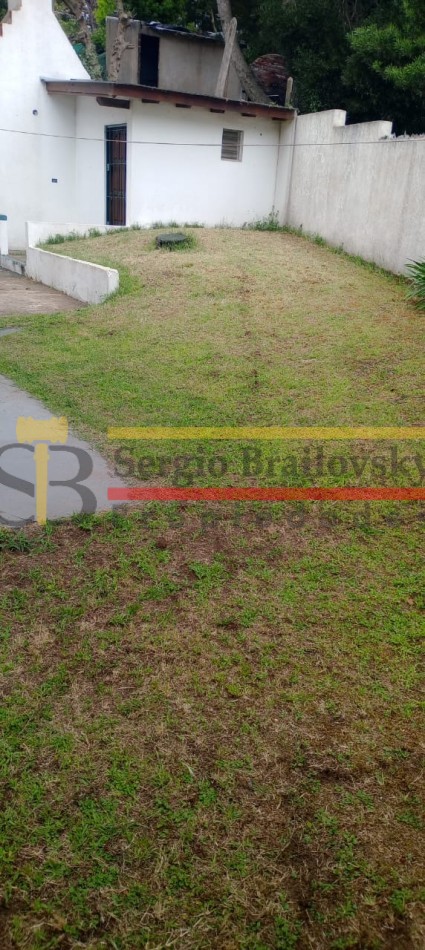 CASA EN ALQUILER TEMPORAL VILLA GESELL CENTRO-  HASTA 5 PERSONAS