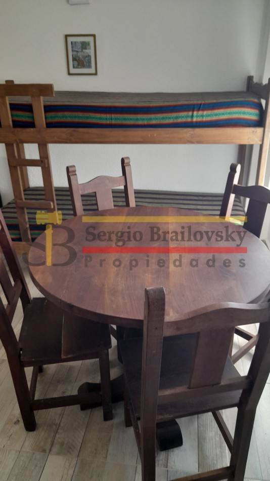 ALQUILER TEMPORAL DEPARTAMENTO  U.F. 11 PARA 4 PERSONAS - VILLA GESELL PLENO CENTRO 