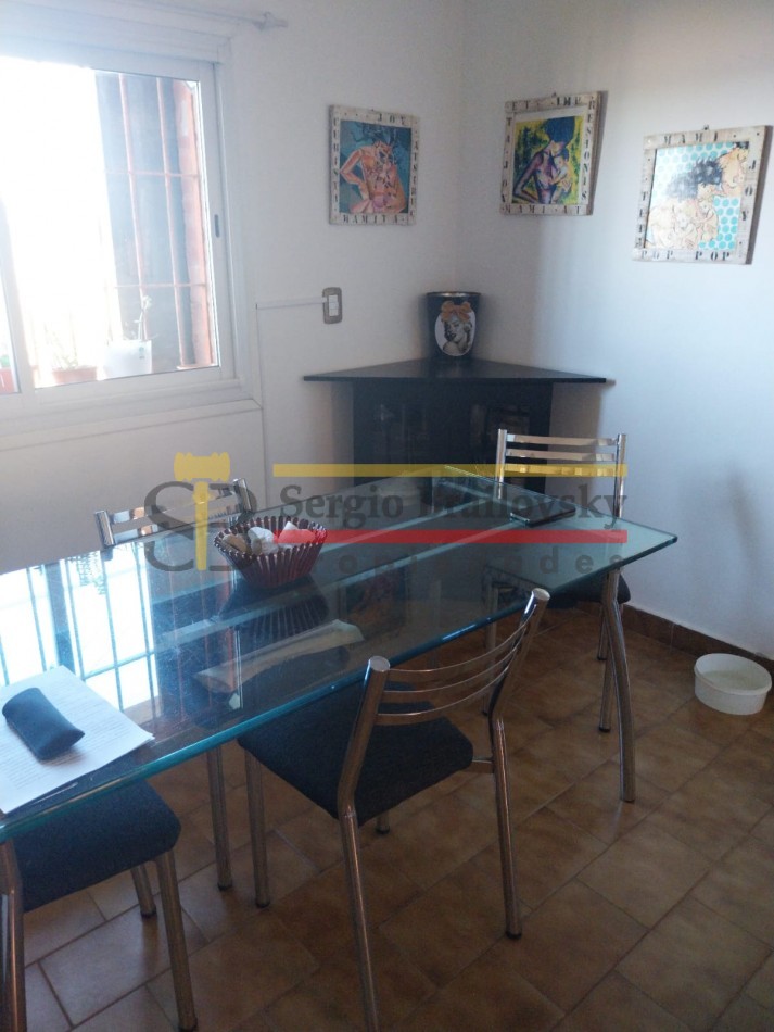 SE VENDE DEPARTAMENTO 2 AMBIENTES FRENTE AL MAR CON GAS NATURAL EN GESELL