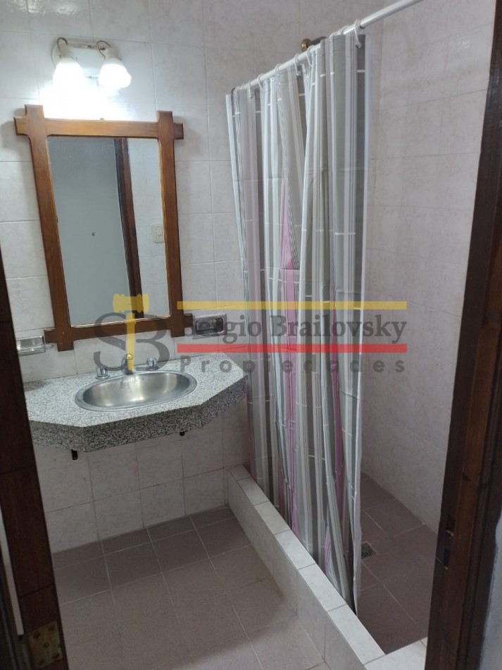 CASA EN ALQUILER TEMPORAL EN VILLA GESELL- BARRIO NORTE