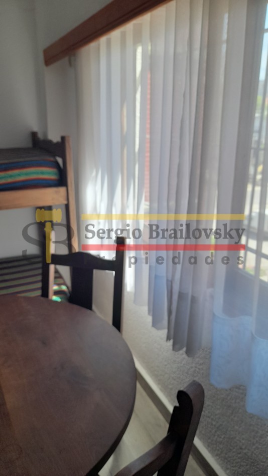 ALQUILER TEMPORAL DEPARTAMENTO  U.F. 11 PARA 4 PERSONAS - VILLA GESELL PLENO CENTRO 