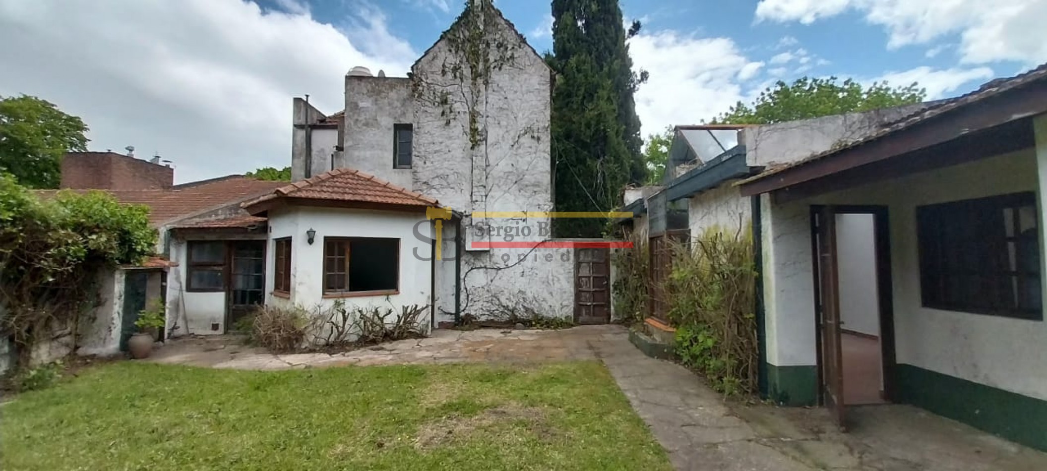 ¡Iconica casa en venta en General Madariaga! - La emblematica residencia del reconocido  Melon Gil 