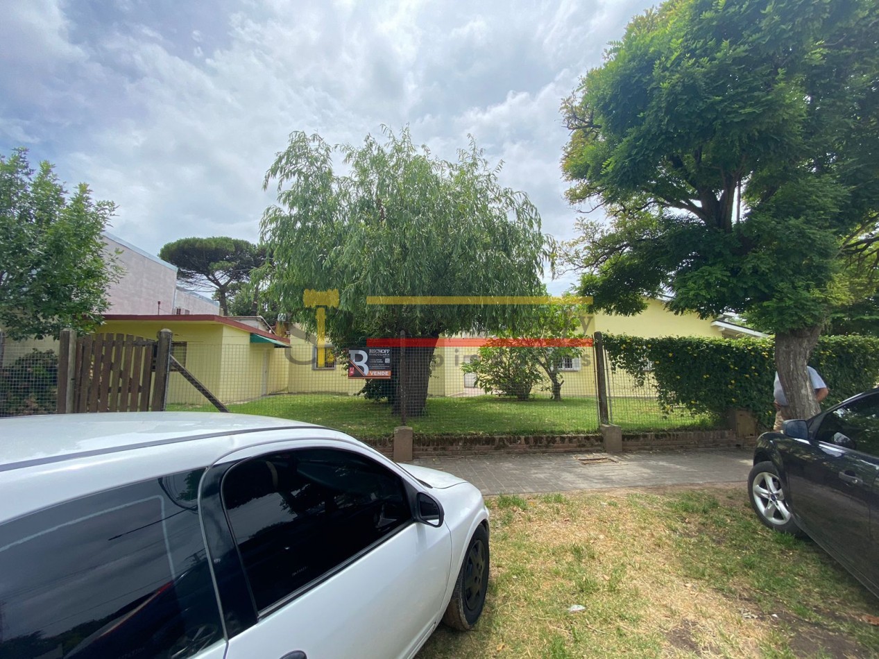 VENTA EN BLOCK, CHALET 3 AMB MAS 8 HABITACIONES INDEPENDIENTES CON BAÑO PRIVADO