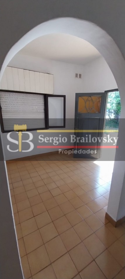 Casa en venta 5 ambientes con gas natural - Gral. Juan Madariaga