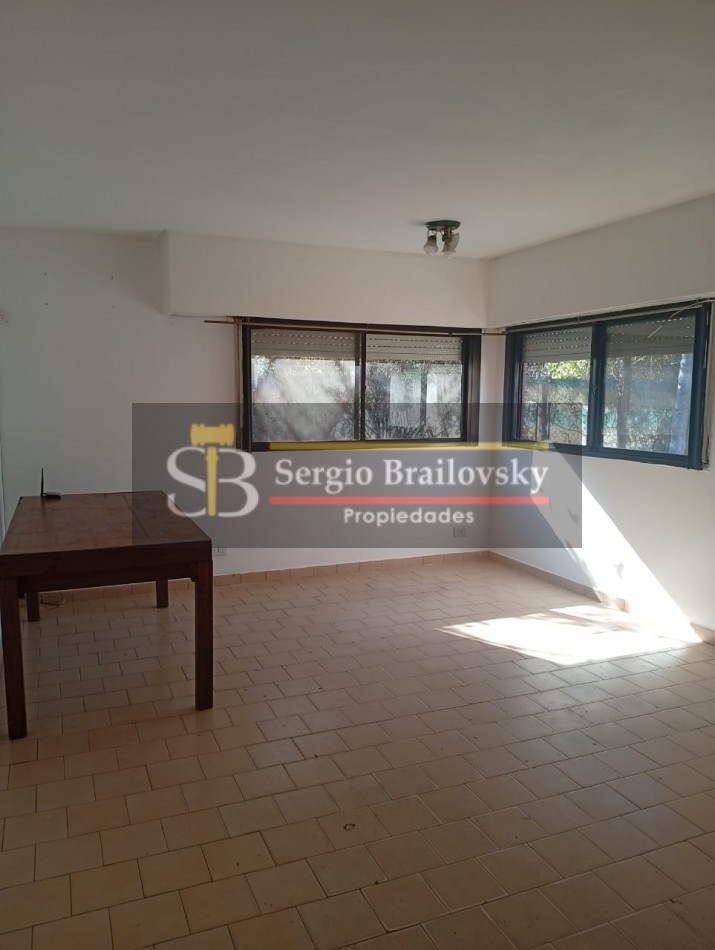 ALQUILER ANUAL EN VILLA GESELL CASA 4 AMBIENTES