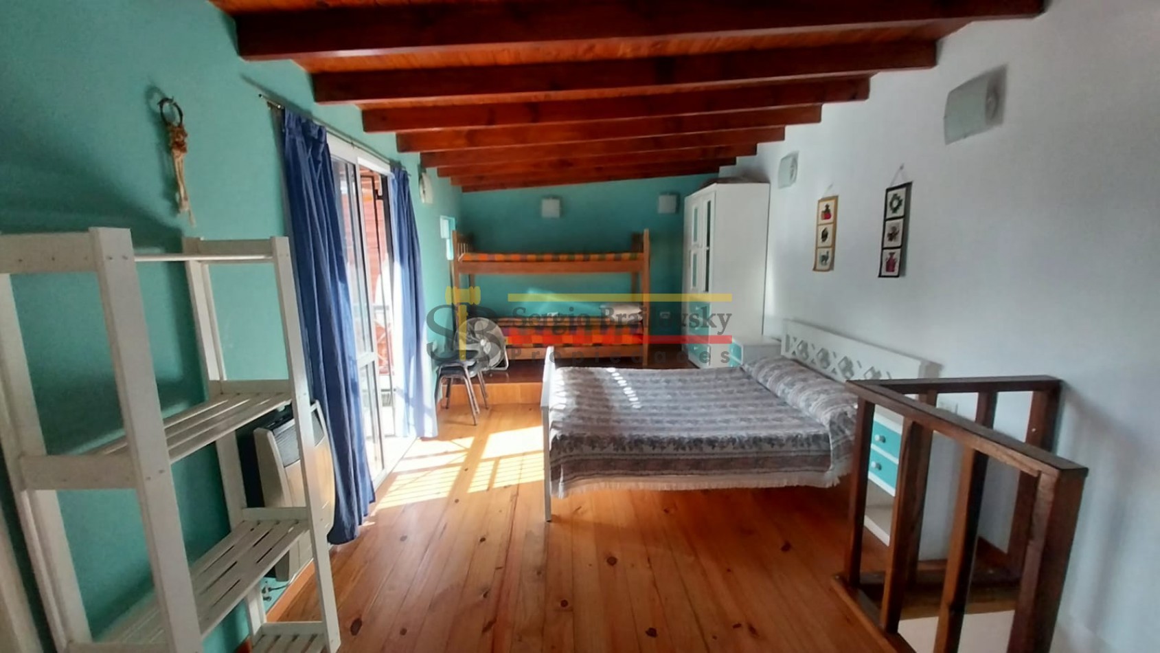 Se Vende Departamento Duplex en Paseo 108 y Av. Boulevard- Villa Gesell Centro