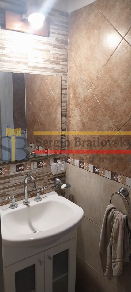 Alquiler Temporal en Mar Azul - Casa de 3 Ambientes con Amplio Parque