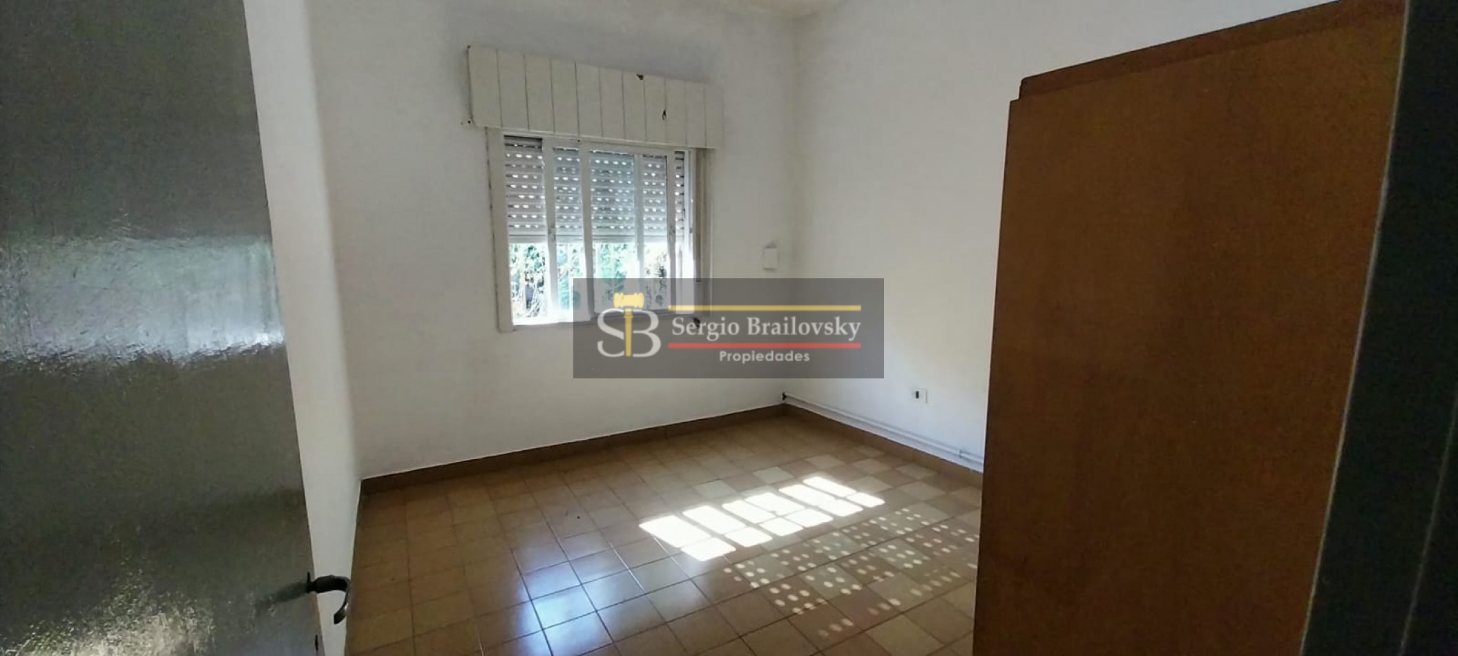 Casa en venta 5 ambientes con gas natural - Gral. Juan Madariaga