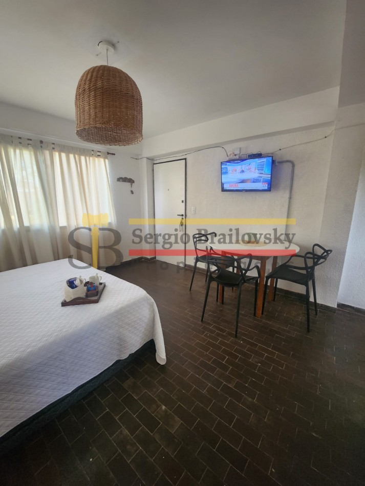Se Alquila hermoso Departamento de 1ambientes para 2 personas en Gesell Centro 
