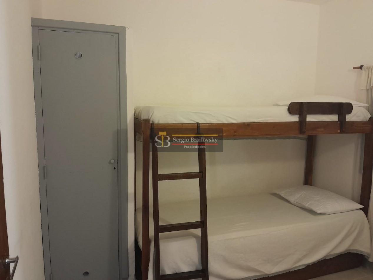 ALQUILER TEMPORAL DEPARTAMENTO TIPO CASA P.BAJA PARA 5 PERSONAS EN VILLA GESELL