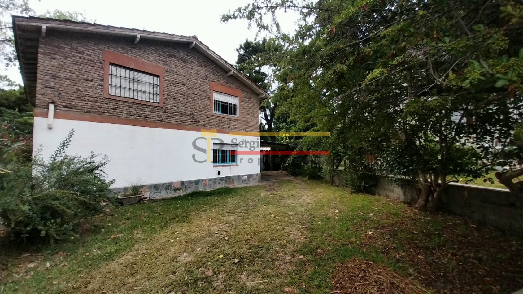 SE ALQUILA DUPLEX 3 AMBIENTES EN ZONA SUR DE VILLA GESELL