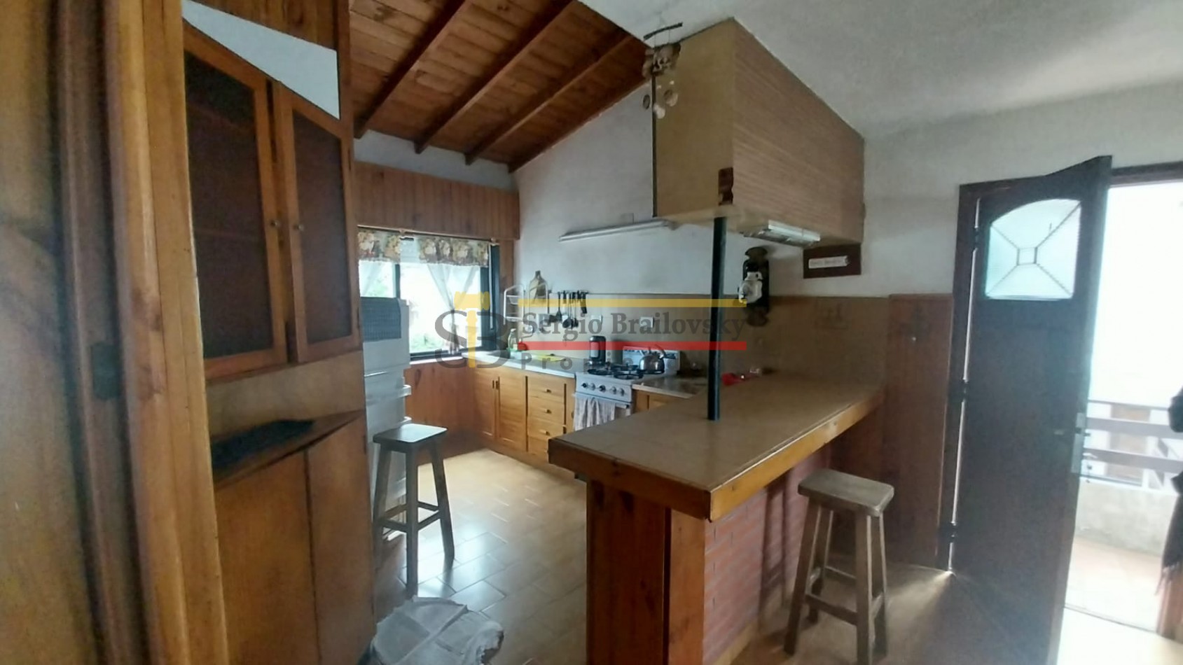 Alquiler de Amplio Departamento de 3 Ambientes en el Centro de Villa Gesell