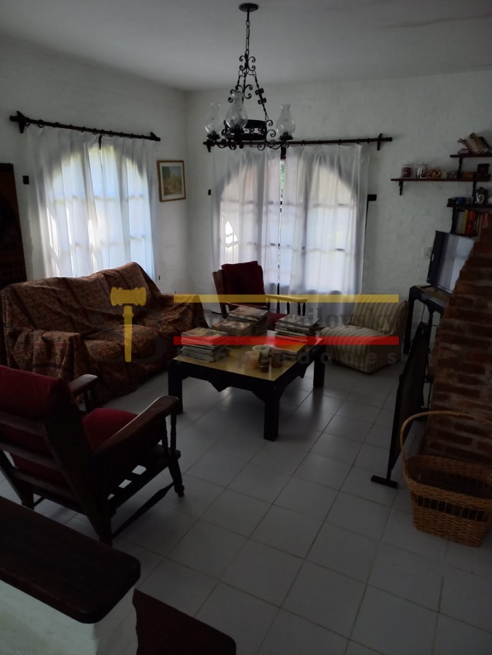  Casa Estilo Colonial en Venta - Pinamar