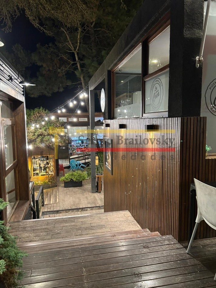 SE VENDE FONDO DE COMERCIO - Heladeria El Colonial en Mar de las Pampas
