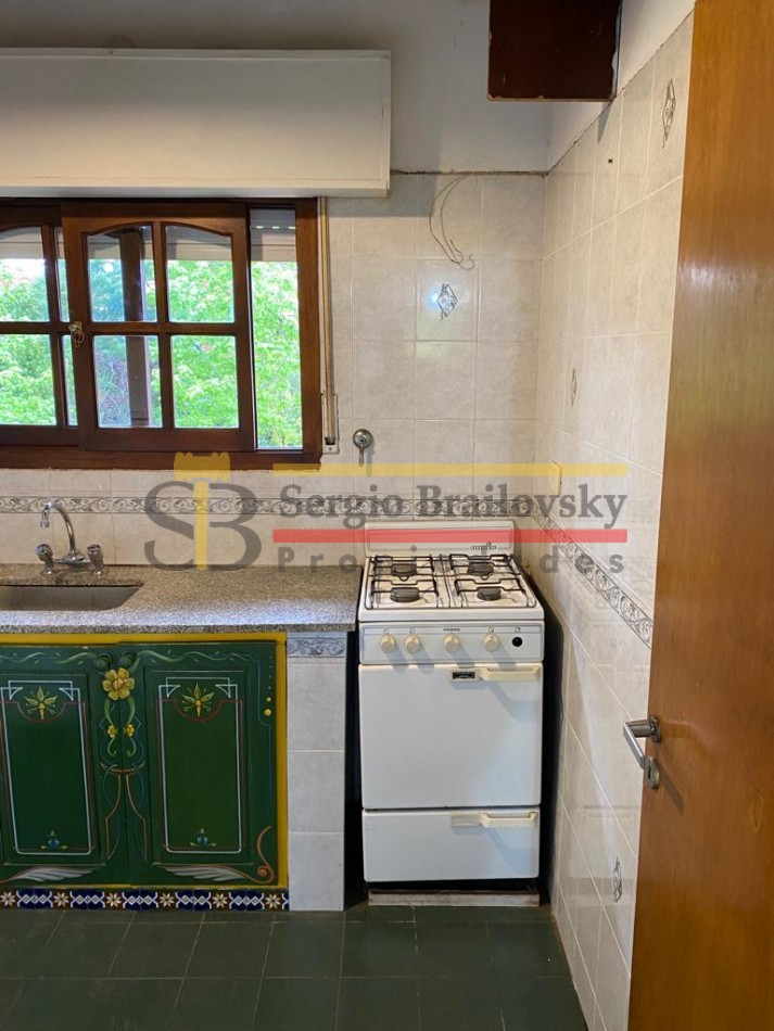 CASA EN ALQUILER TEMPORAL EN VILLA GESELL- BARRIO NORTE