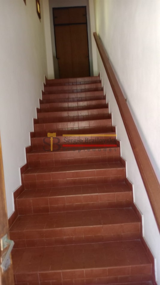 ALQUILER TEMPORAL EN VILLA GESELL CERCA DEL CENTRO PARA 9 PERSONAS